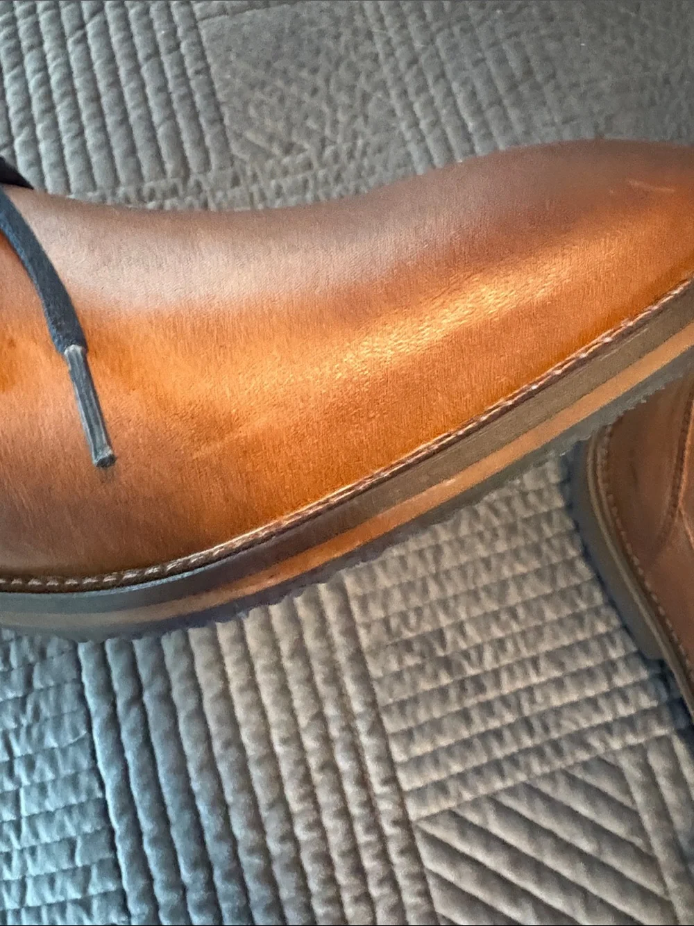 Liverpool sleek leather